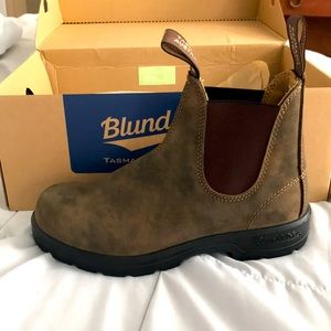SOLD-NIB Blundstone 585 Rustic Brown